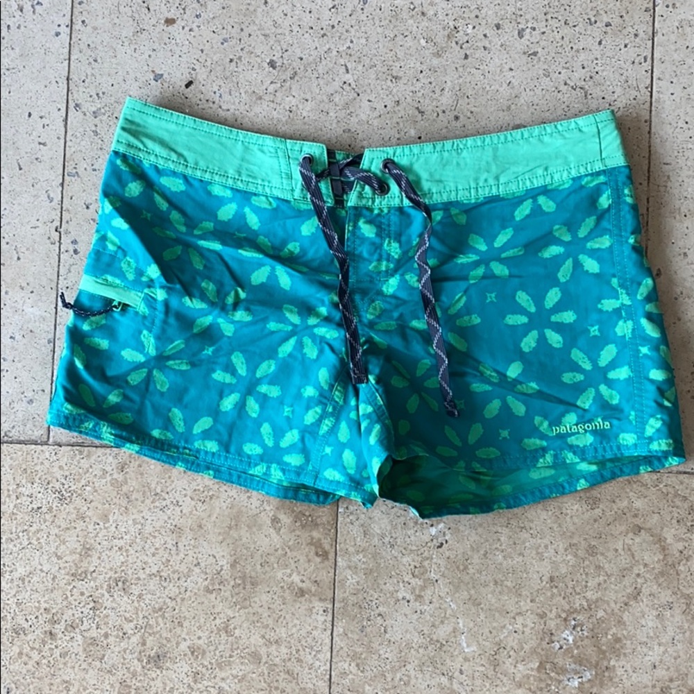 Patagonia wavefarer board shorts